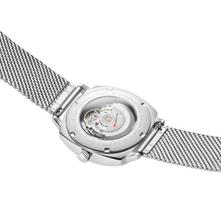 Grand Cushion Automatik, Edelstahl, 39 mm, Ansicht des Gehäusebodens mit Mondaine Gravur
