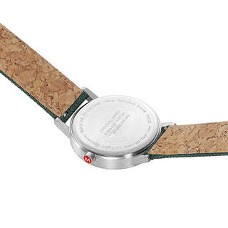 Classic, 40 mm, Waldgrünes Uhr, A660.30360.60SBF, Ansicht des Gehäusebodens mit Mondaine Gravur