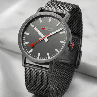 Classic, IP Grau Edelstahl, 40 mm, Frontansicht