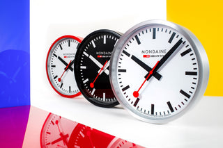 Red Wall clock, 25cm