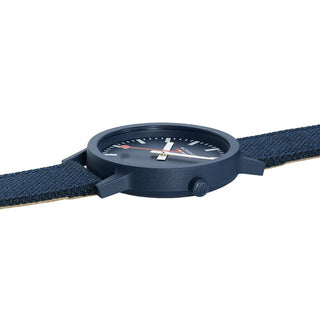 essence, 41mm, Ozean-Blaue nachhaltige Uhr, MS1.41140.LD, Side view with crown and textile strap
