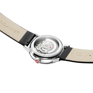 evo2 Automatic, 35 mm, Schwarzes Veganes Trauben Leder Uhr, MSE.35610.LBV, Ansicht des Gehäusebodens mit Mondaine Gravur