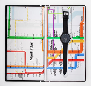 Discontinued I Helvetica Light, 38mm, schwarze Lederarmbanduhr, MH1.L2222.LB