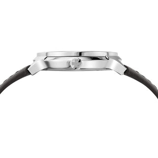 Discontinued I Helvetica Regular, 33mm, schwarze Lederarmbanduhr, MH1.R1210.LB