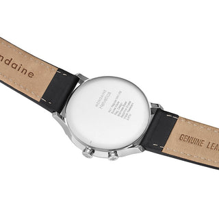 Discontinued I Helvetica Regular, 40mm, schwarze Lederarmbanduhr, MH1.R2020.LB